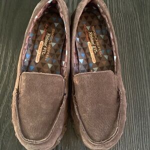 🍍SKECHERS RELAXED FIT🍍MEMORY FOAM🍍SIZE 6🍍K-2